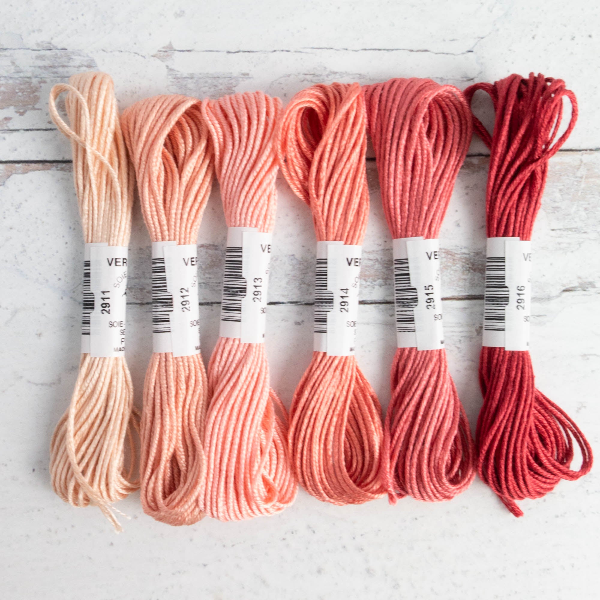 Soie d'Alger Silk Embroidery Thread - Salmon – Snuggly Monkey