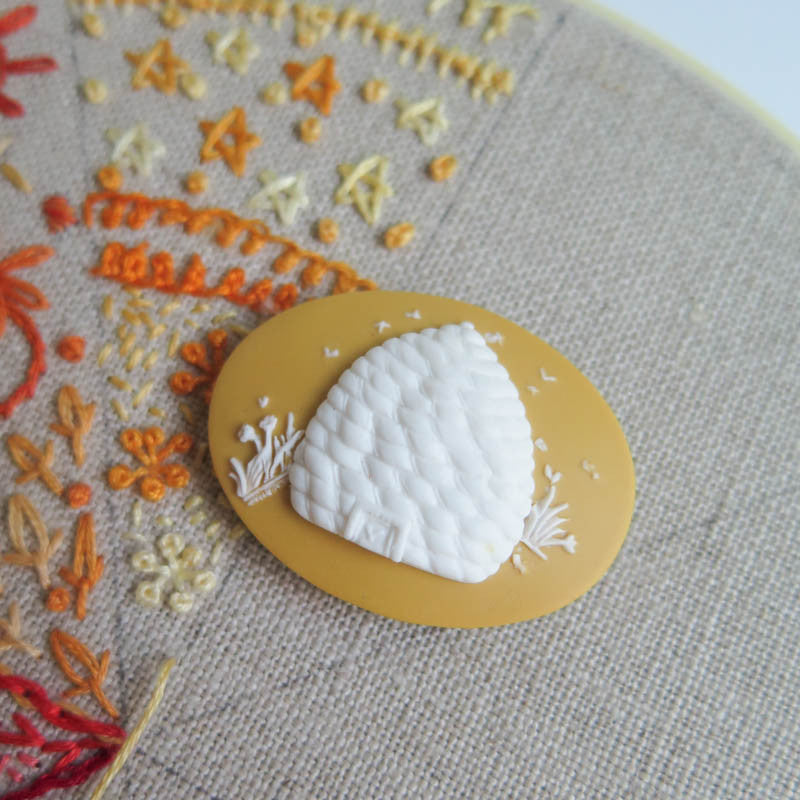 Beehive Needleminder Needle Minder - Snuggly Monkey