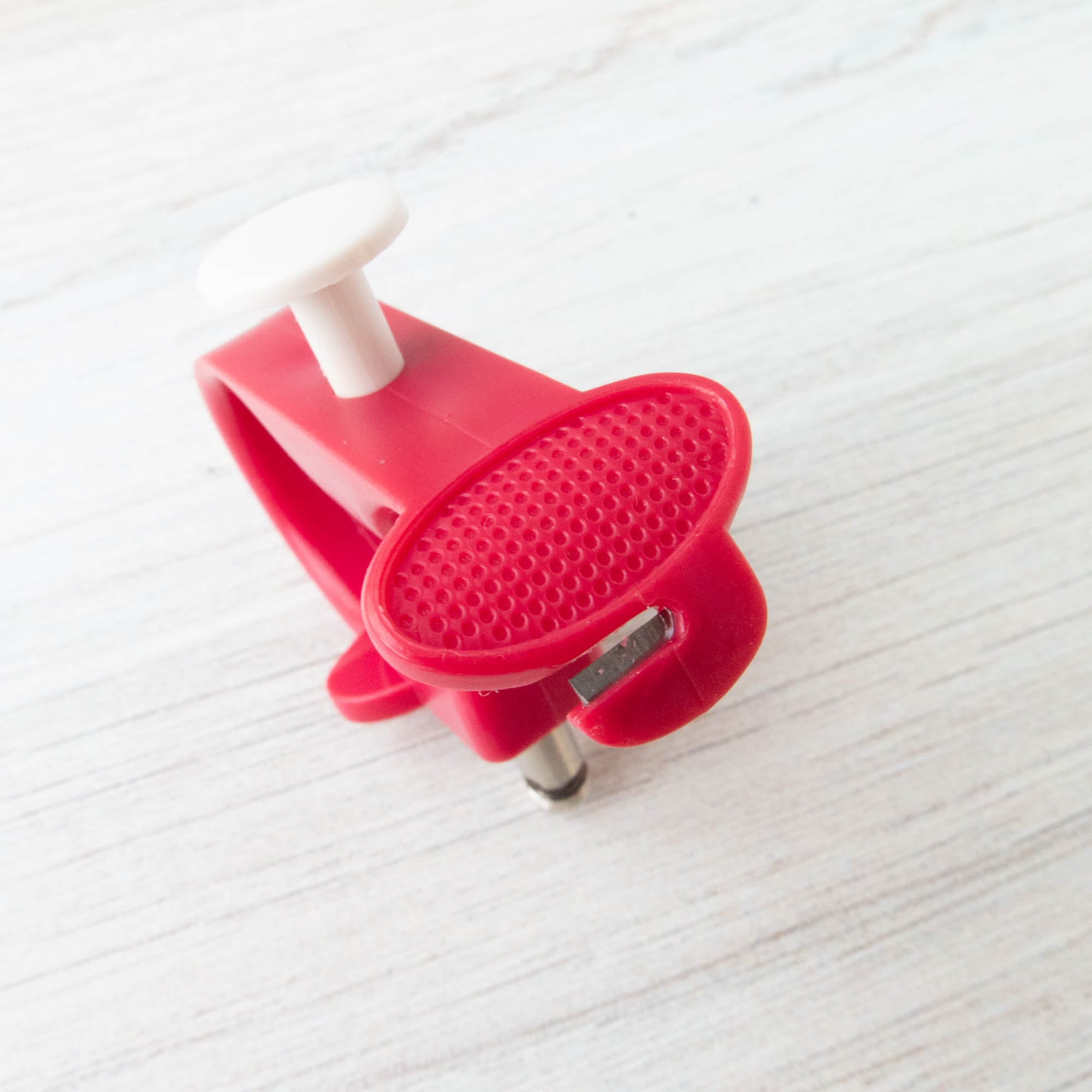 3 in 1 Needle Puller – Snuggly Monkey