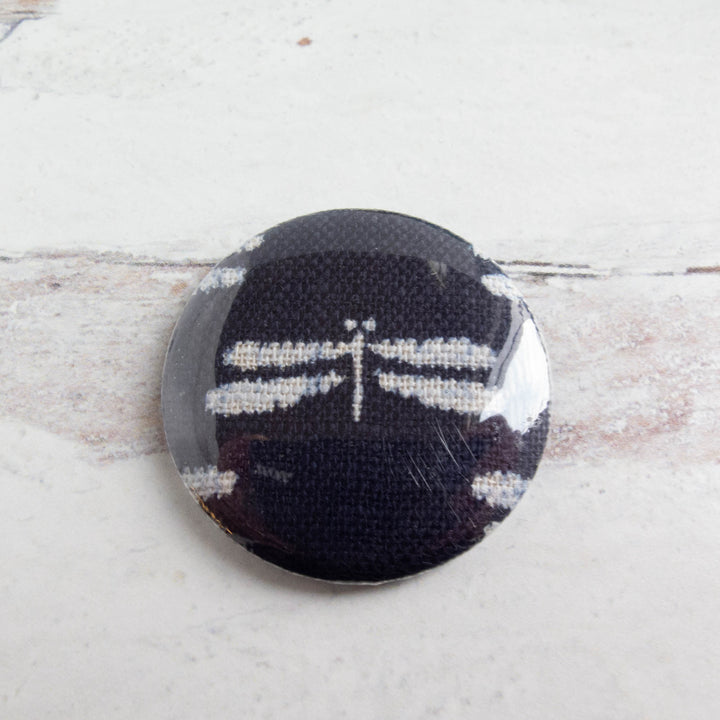Dragonfly Button Needle Minder