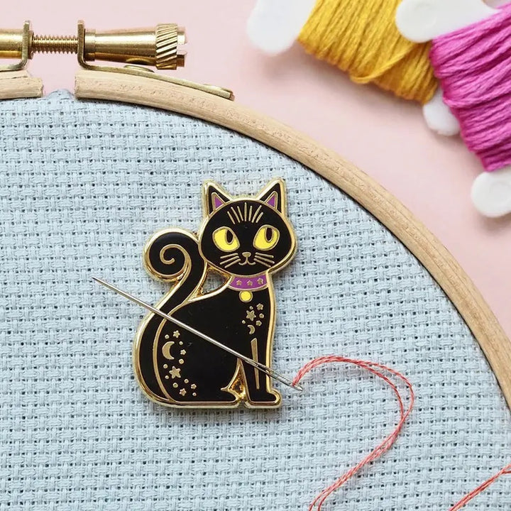 Magnetic Enamel Needle Minder - Black Cat