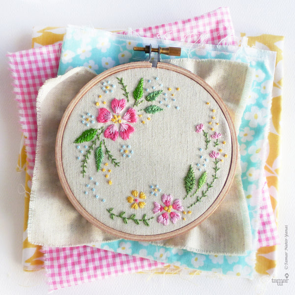 Circle_of_flowers_1_grande.jpg