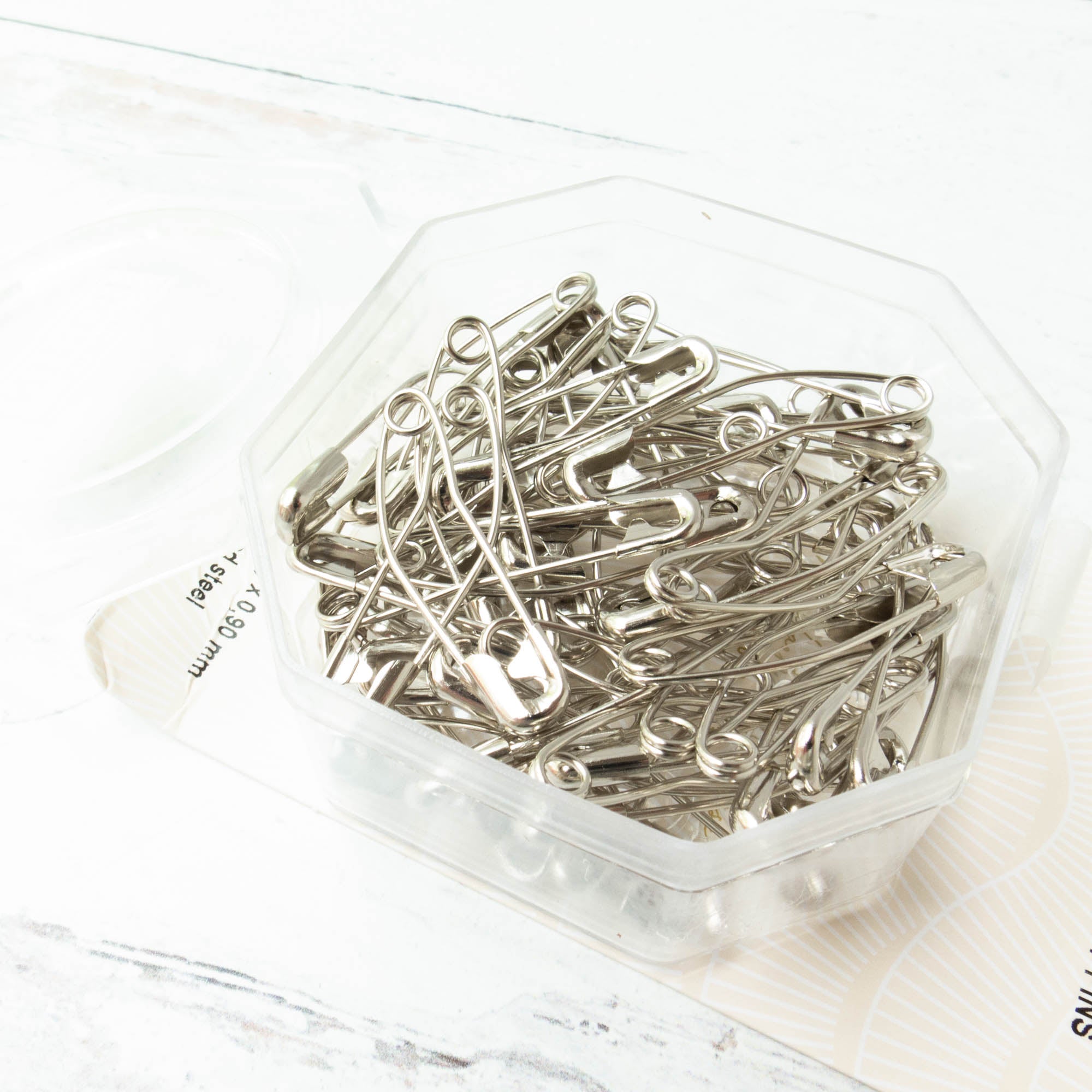 Bohin Curved Safety Pins-Size 2 65/Pkg