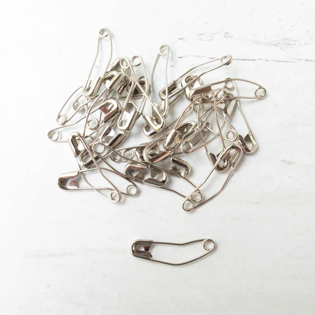 Curved Safety Pins (Size 1)