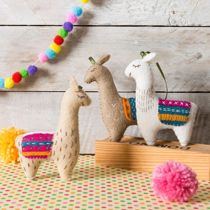 Three Llamas Felt Embroidery Craft Kit
