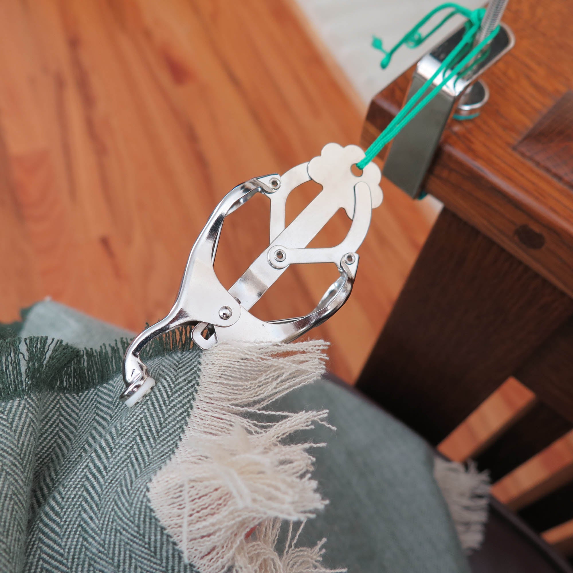 Kakehari Third-Hand Tool and Clamp Set – Snuggly Monkey