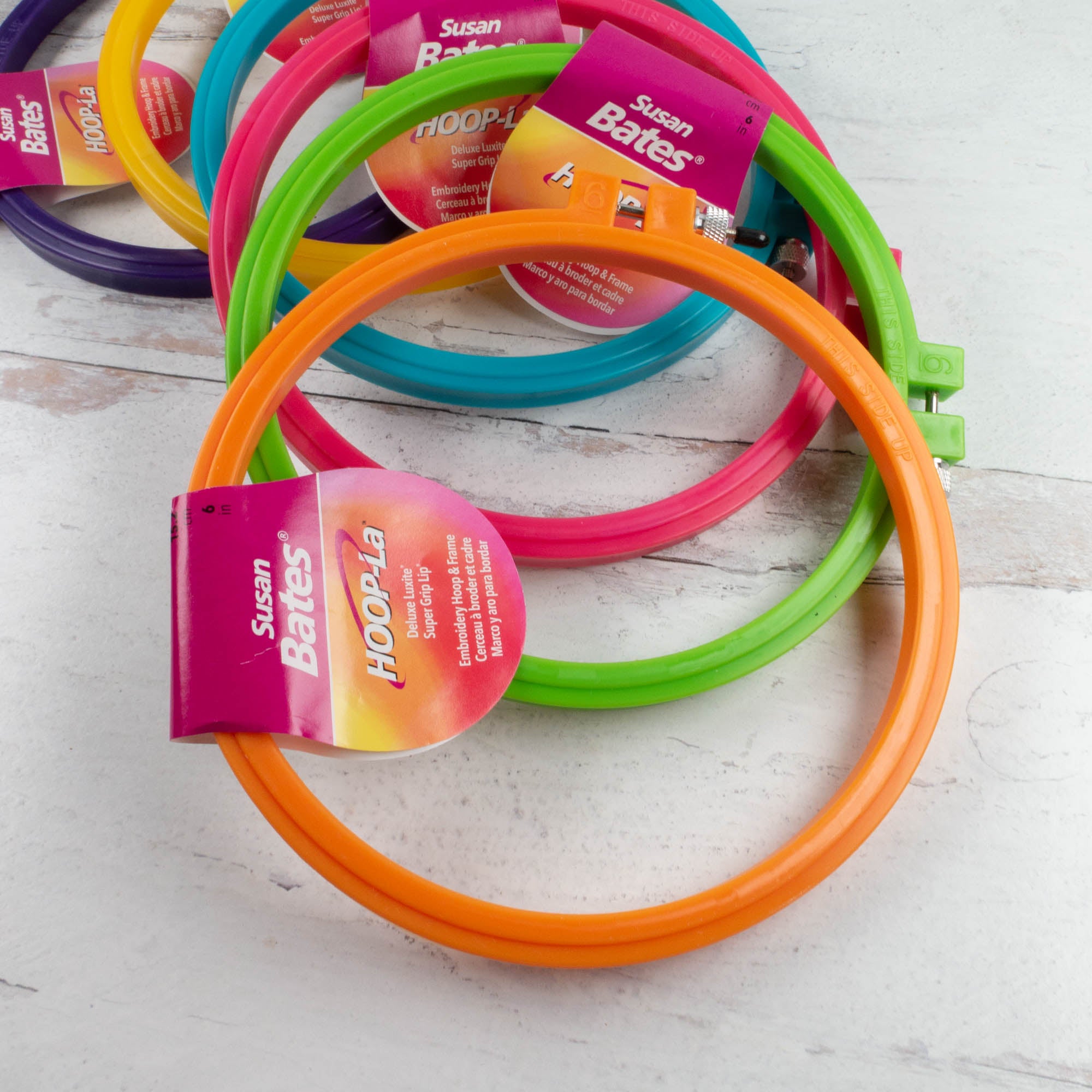 Susan Bates Hoop-La Plastic Embroidery Hoop – Snuggly Monkey