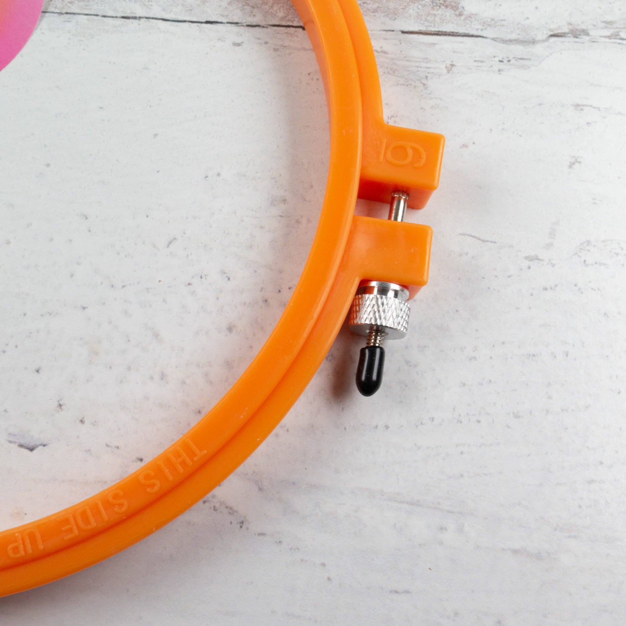 Susan Bates Hoop-La Plastic Embroidery Hoop inch