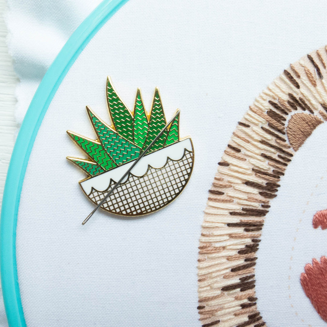 Zebra Plant Enamel Needle Minder Needle Minder - Snuggly Monkey