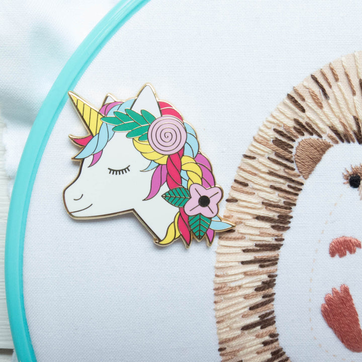 Unicorn Enamel Needle Minder Needle Minder - Snuggly Monkey