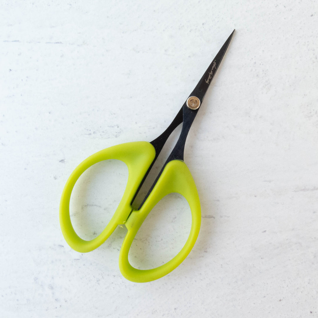 PERFECT SCISSORS by Karen Kay Buckley ~ Medium Size ~ Micro Serrated Blade