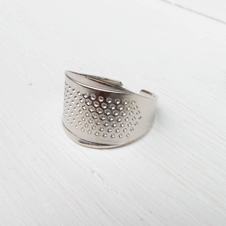 Clover Adjustable Ring Thimble Thimble - Snuggly Monkey