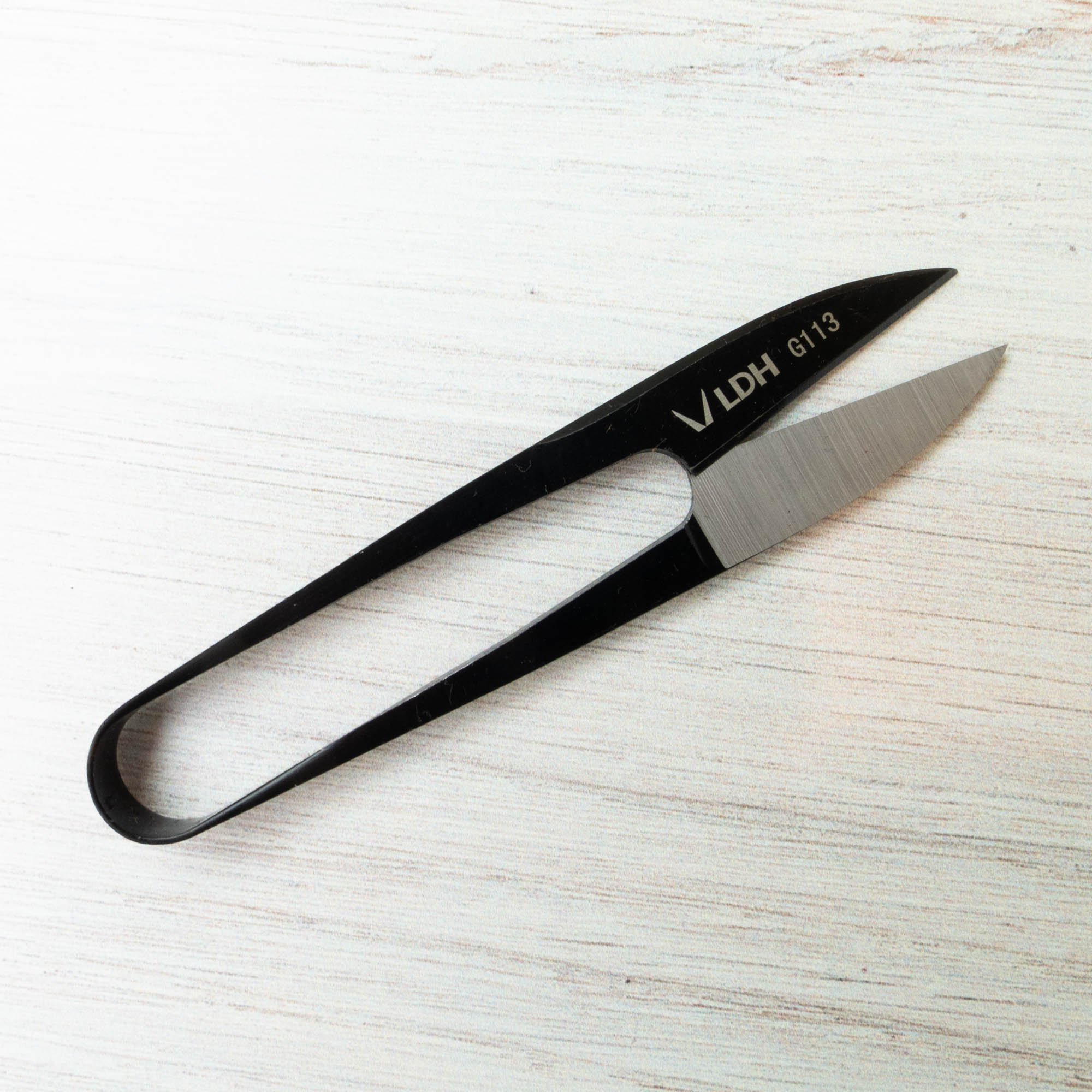 LDH Black One-Piece Thread Snips – Snuggly Monkey