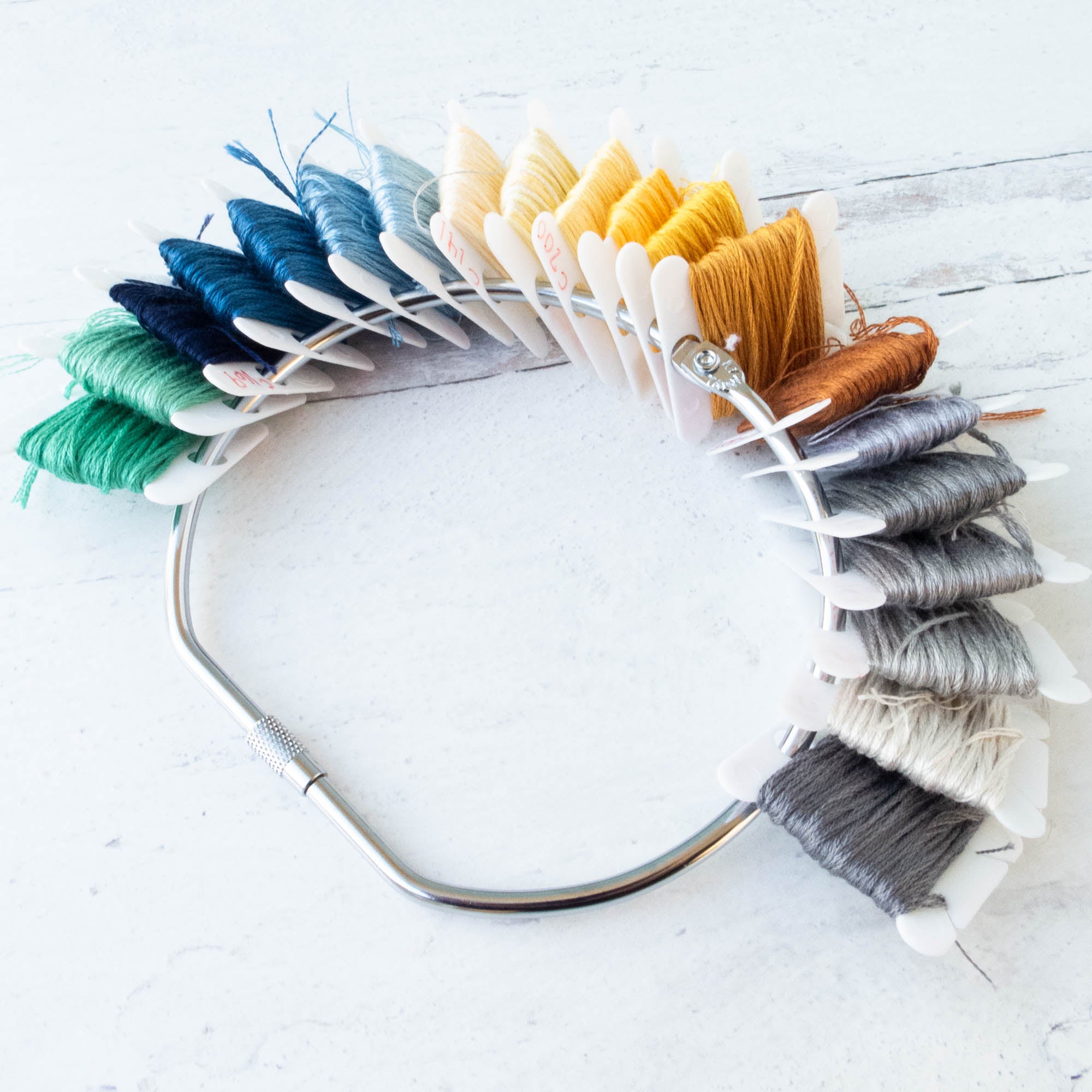 Book Ring Using Book Ring with Twist Lock (4