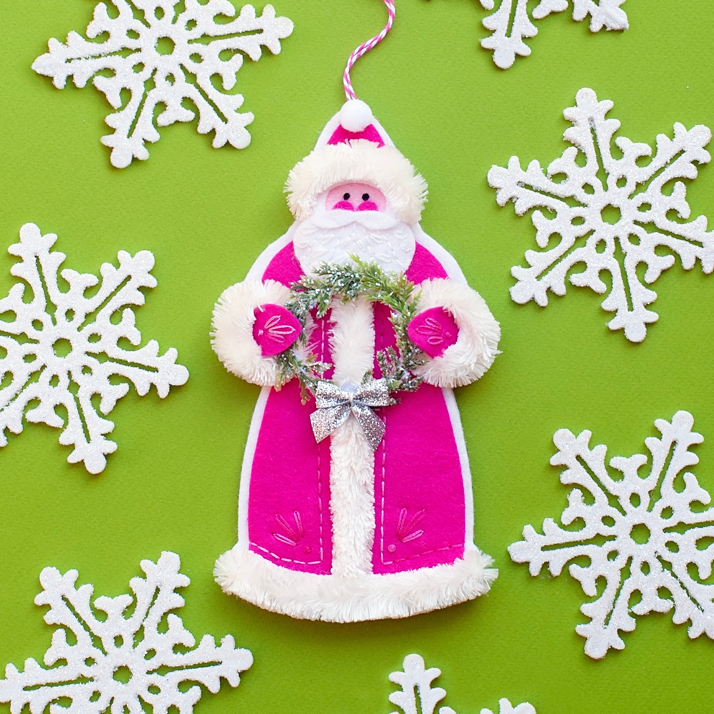 PDF PATTERN - Santa with Glitter Wreath Wool Felt Ornament Pattern ...