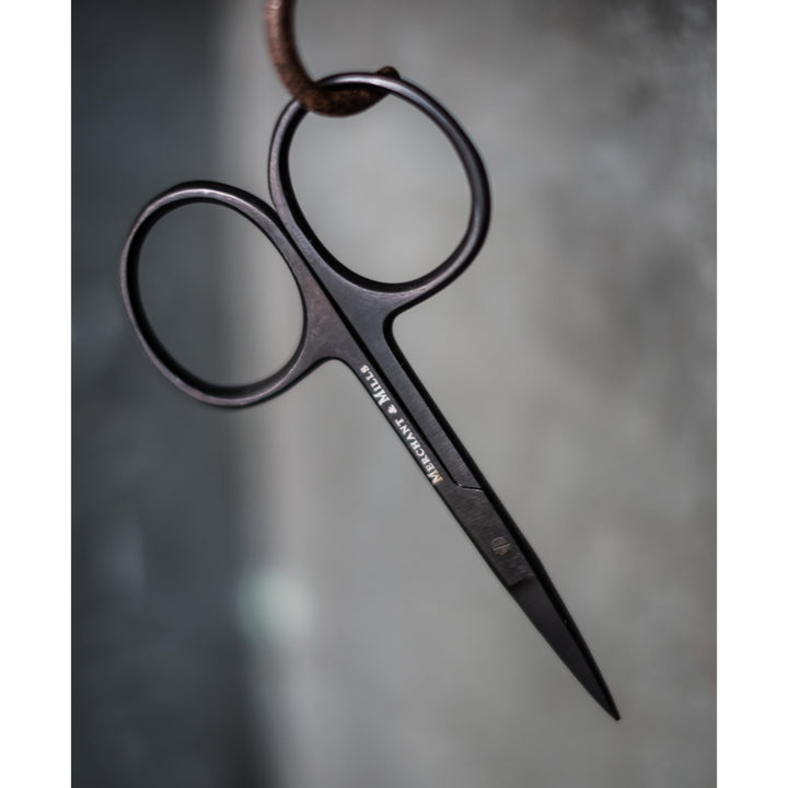 Wide Bow Scissors