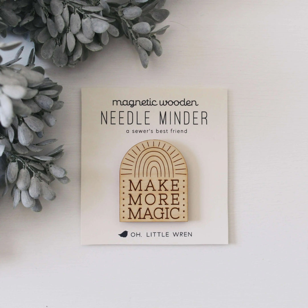 Wooden Magnetic Quilt Hangers - The Woolen Needle