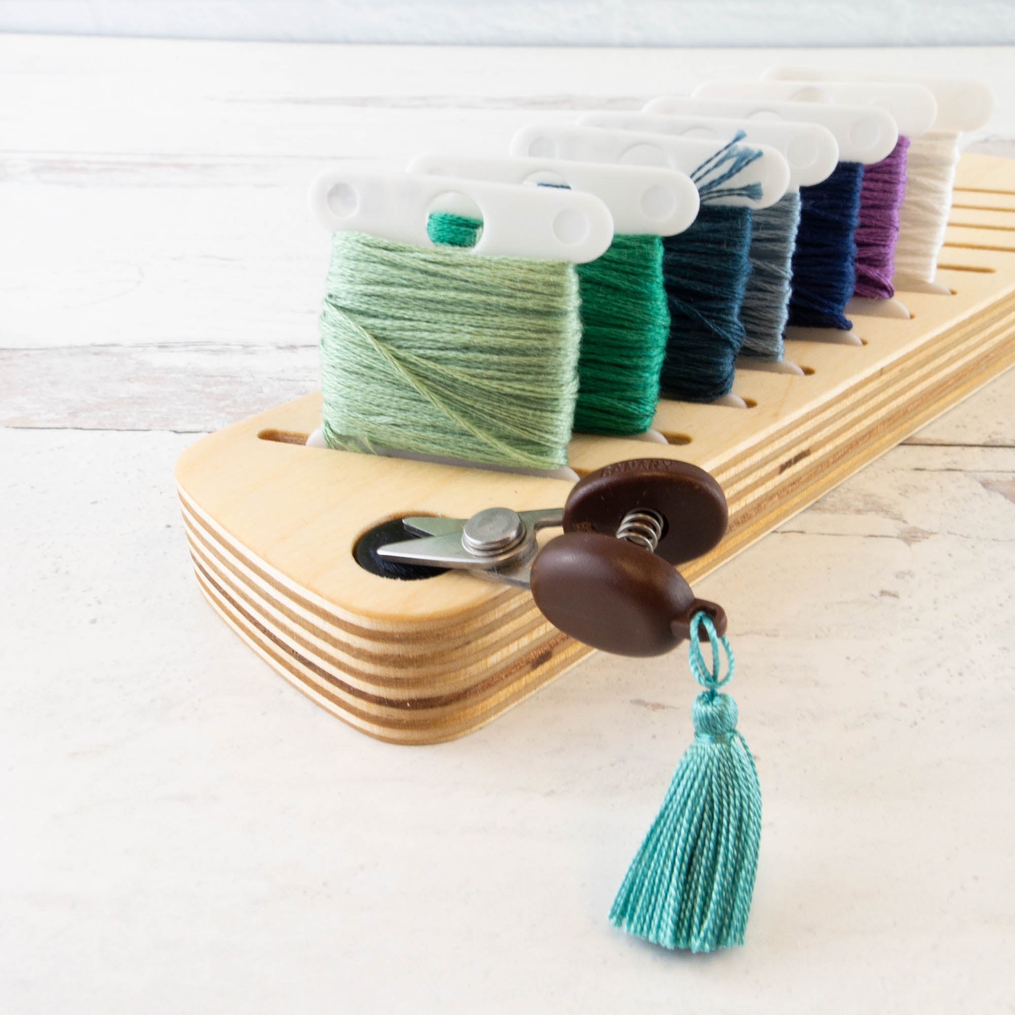 Bobbin Floss Rack - Stick – Snuggly Monkey