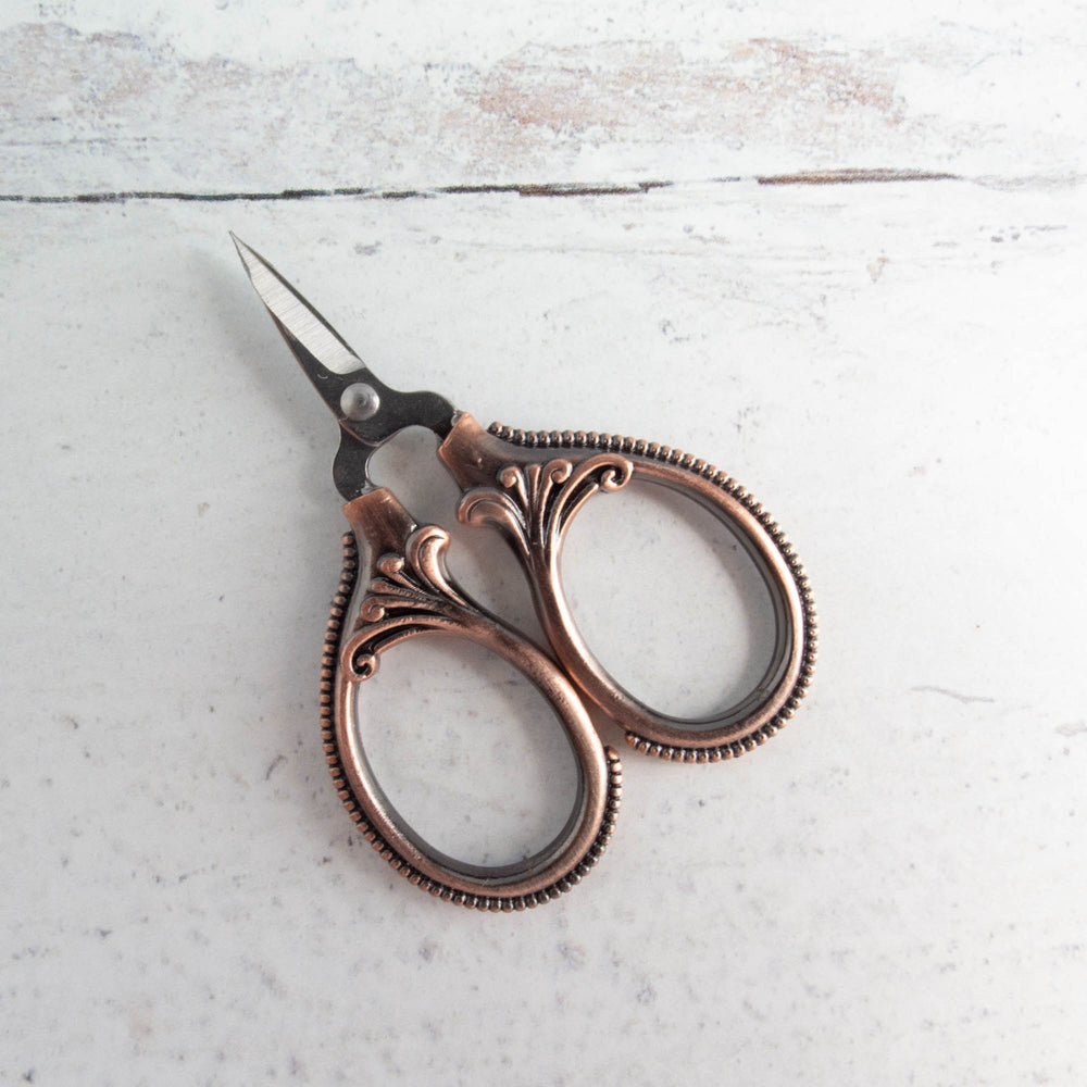 Victorian Scrollwork Embroidery Scissors Antique Style Quilting Scissors in  Copper and Gold Beautiful and Unique Embroidery Gift 