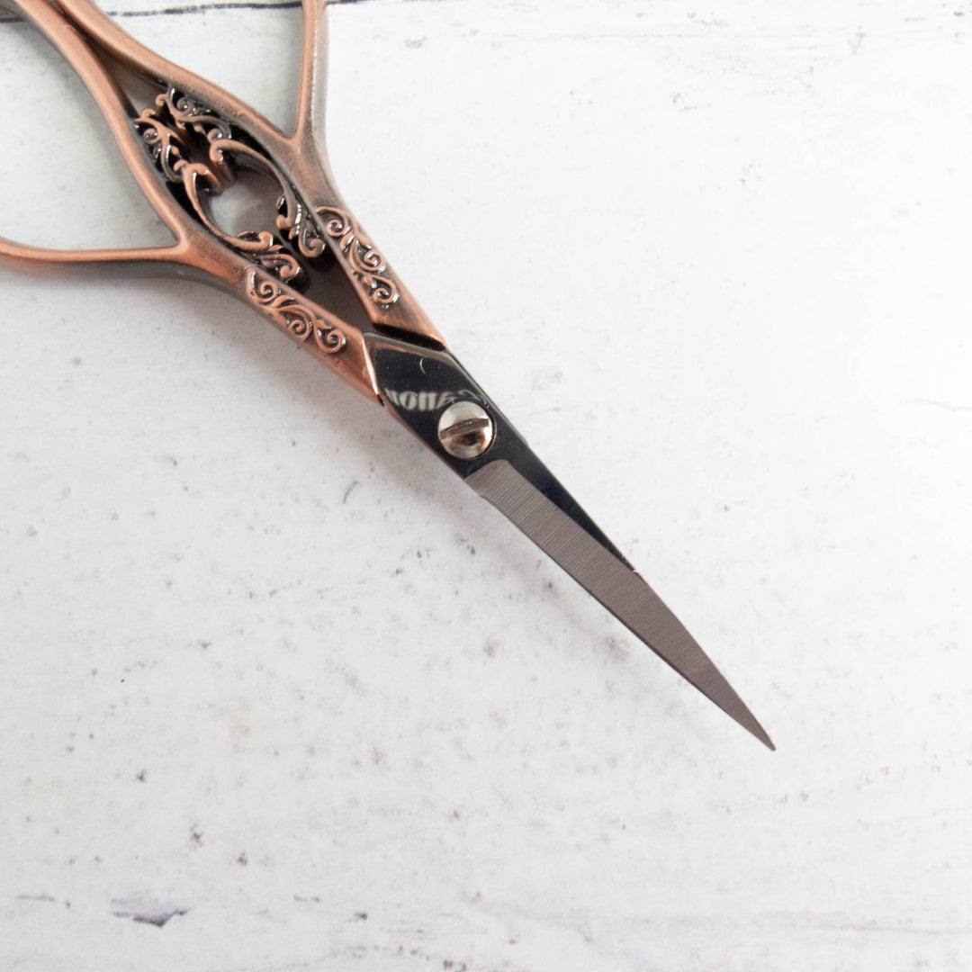 Floral Teardrop Embroidery Scissors