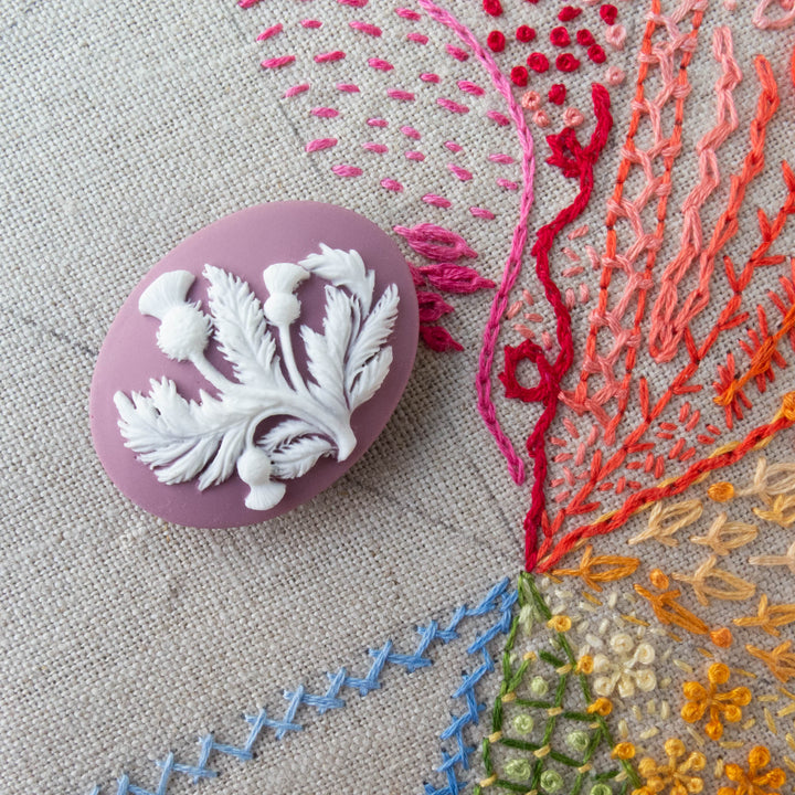 Thistle Needle Minder