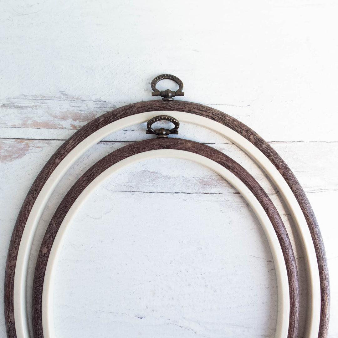 Brown Wood Grain Flexi-Hoops - Oval