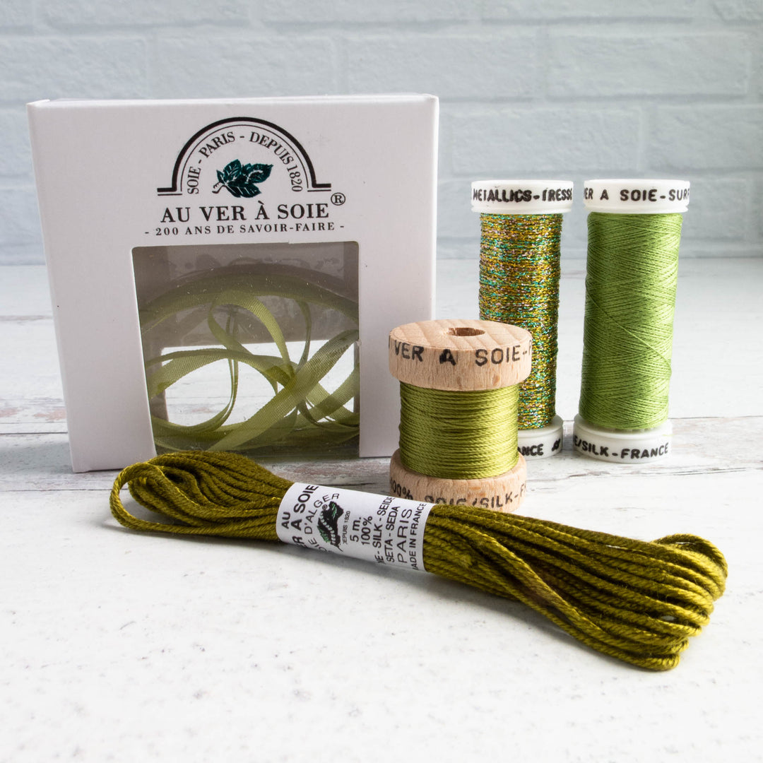 Au Ver a Soie Surfine & Silk Ribbon Discovery Pack - Light Green