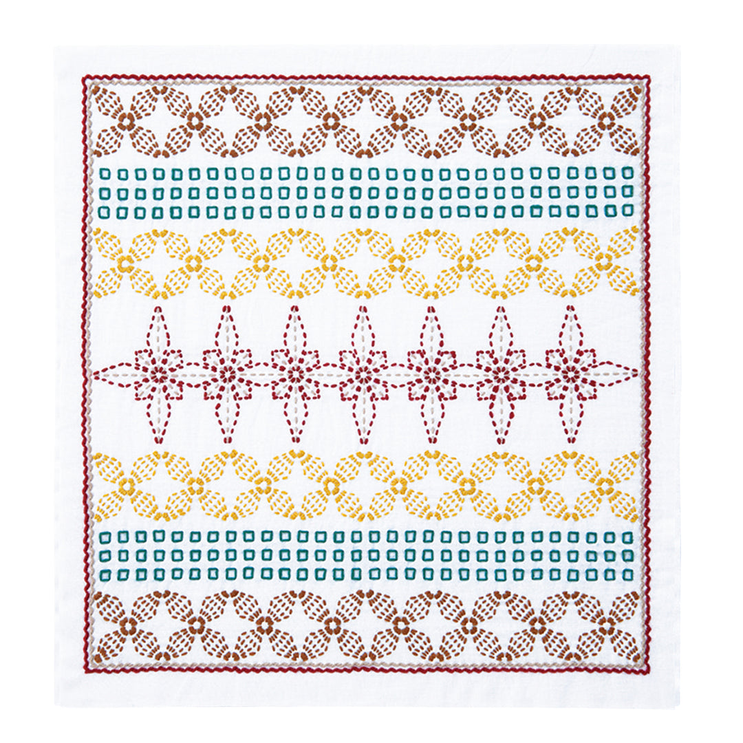 Mixed Style Sashiko Embroidery Kit - Poinsettia (1104 / 431)