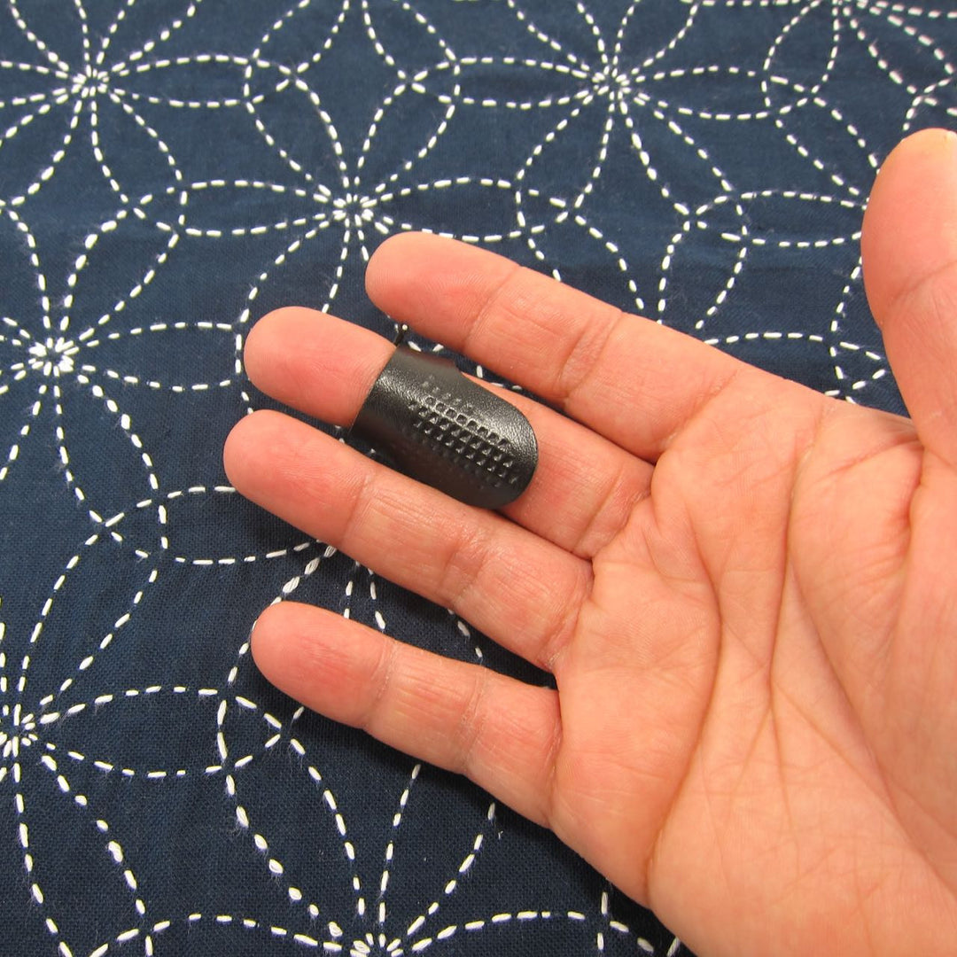 How to Use a Sashiko Thimble - A Threaded Needle