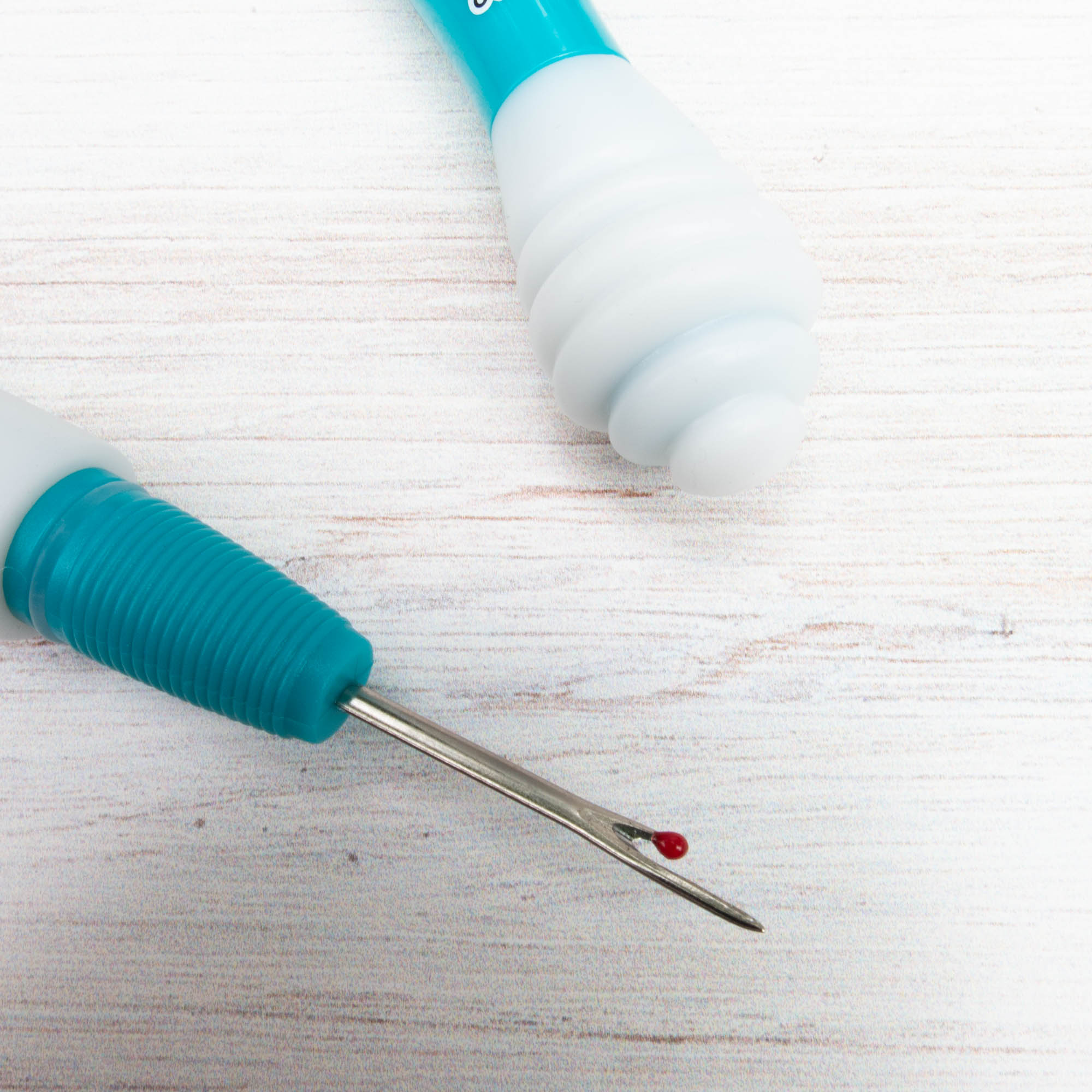 Seam Fix Seam Ripper and Awl Multi-Tool – Snuggly Monkey