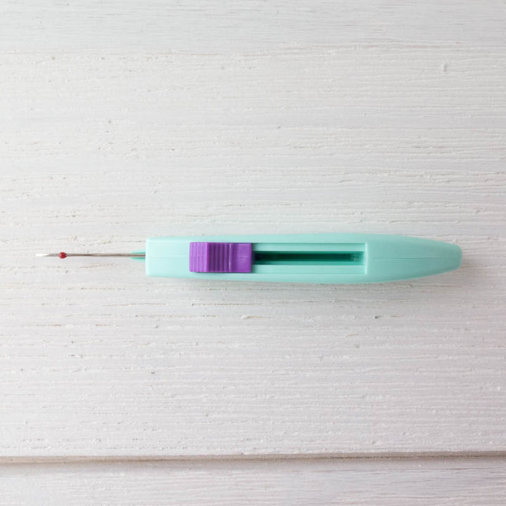 Retractable Seam Ripper Notions - Snuggly Monkey
