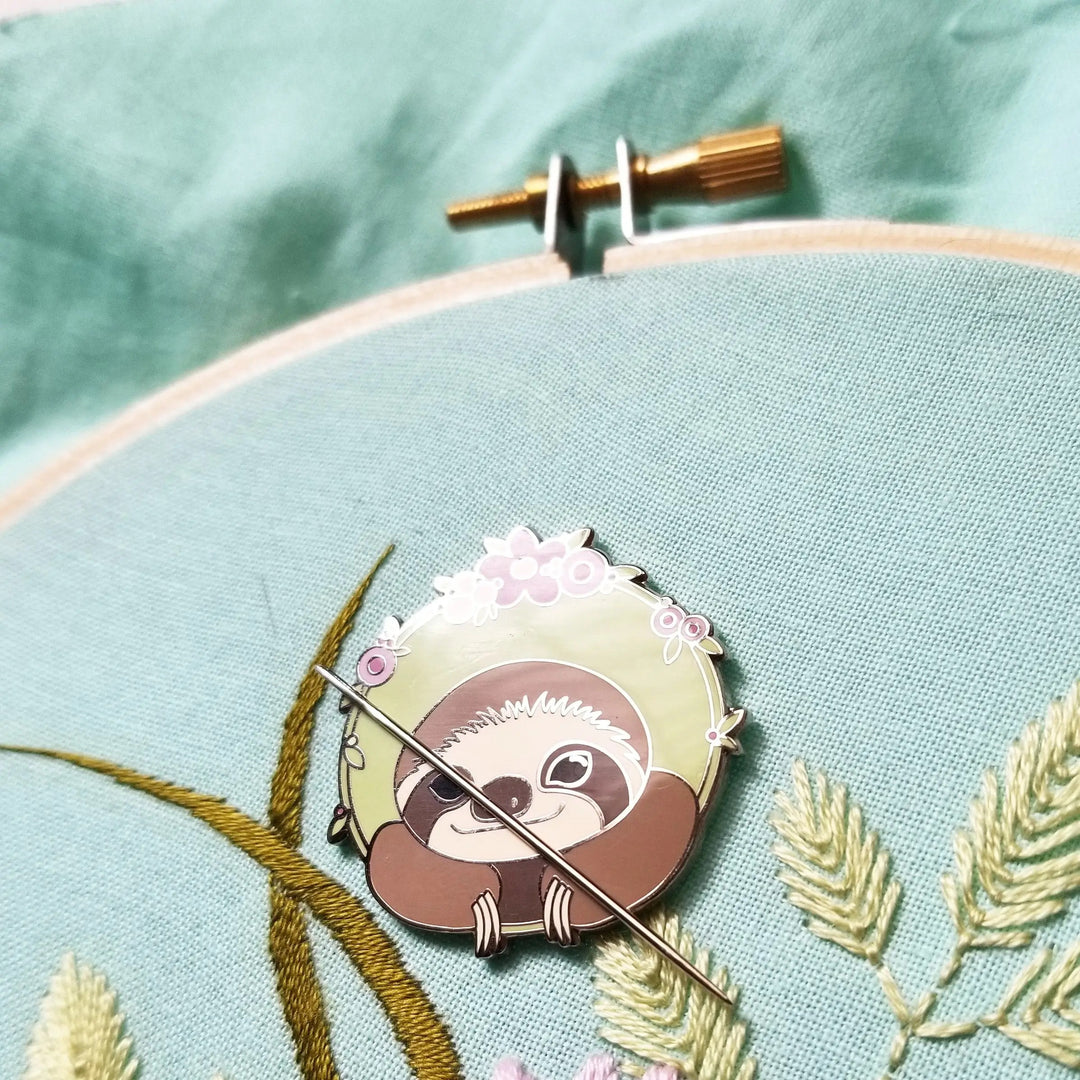 Happy Sloth Enamel Needle Minder