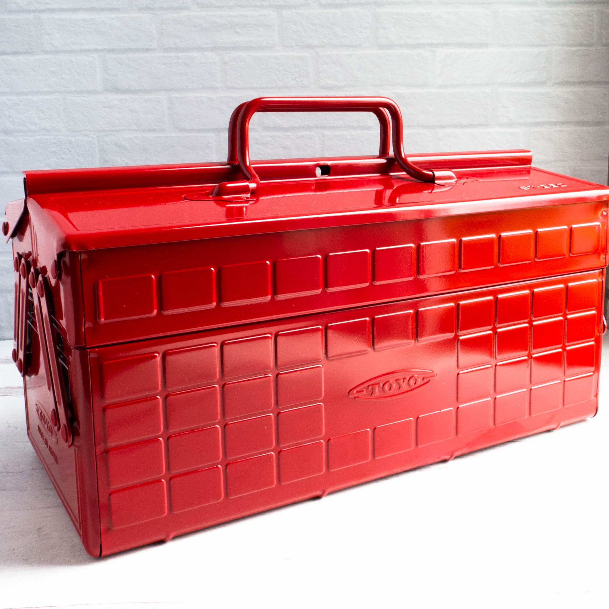 Toyo Steel ST-350 Cantilever Toolbox – Snuggly Monkey