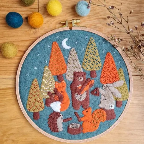 Woodland Melody Felt Appliqué Embroidery Craft Kit