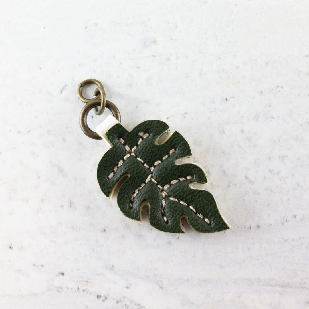 Synthetic Leather Zipper Pull - Monstera