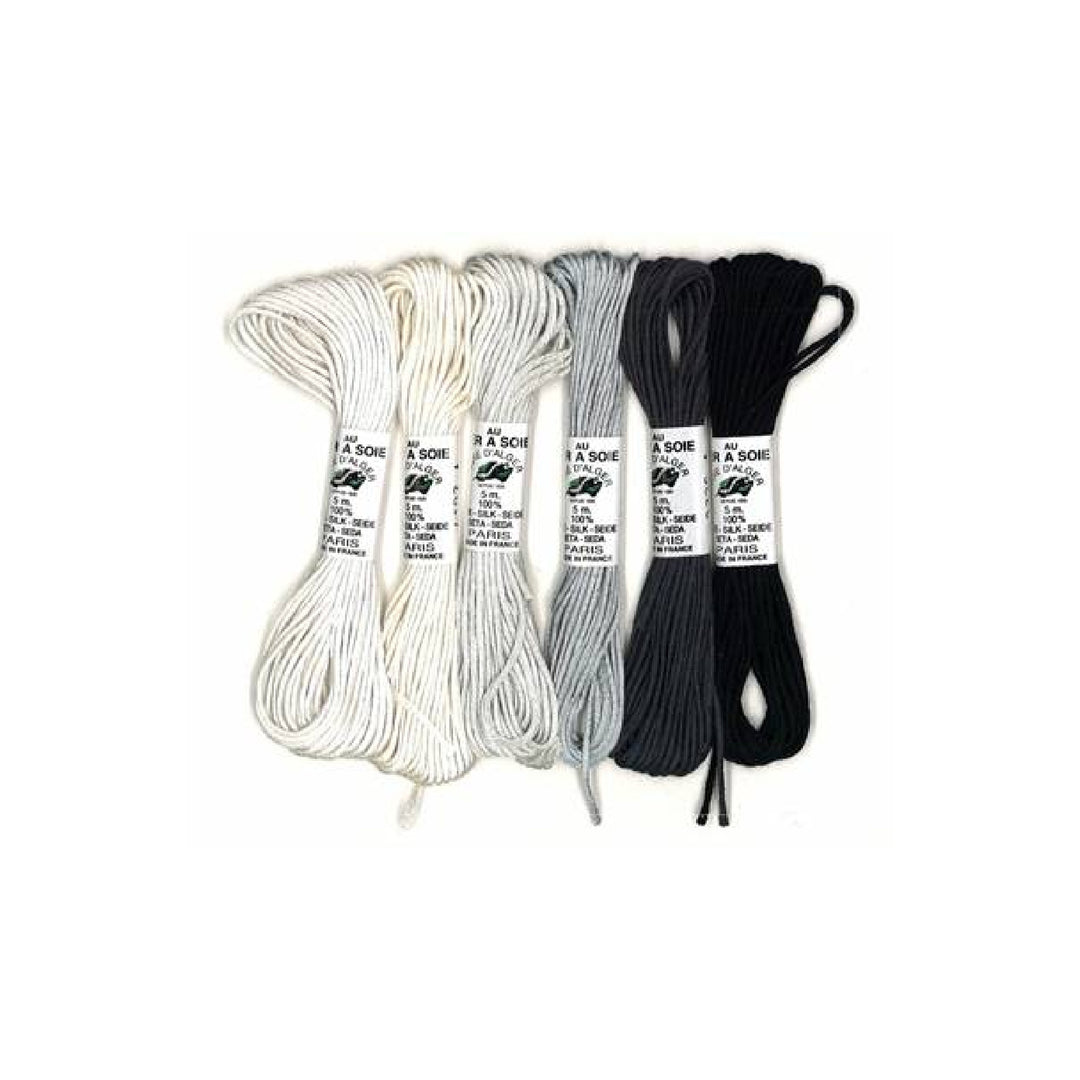 Soie D' Alger Thread Set - Black & White